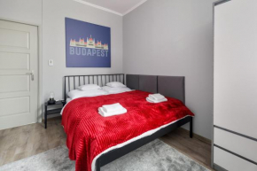 Downtown Apartment House Red